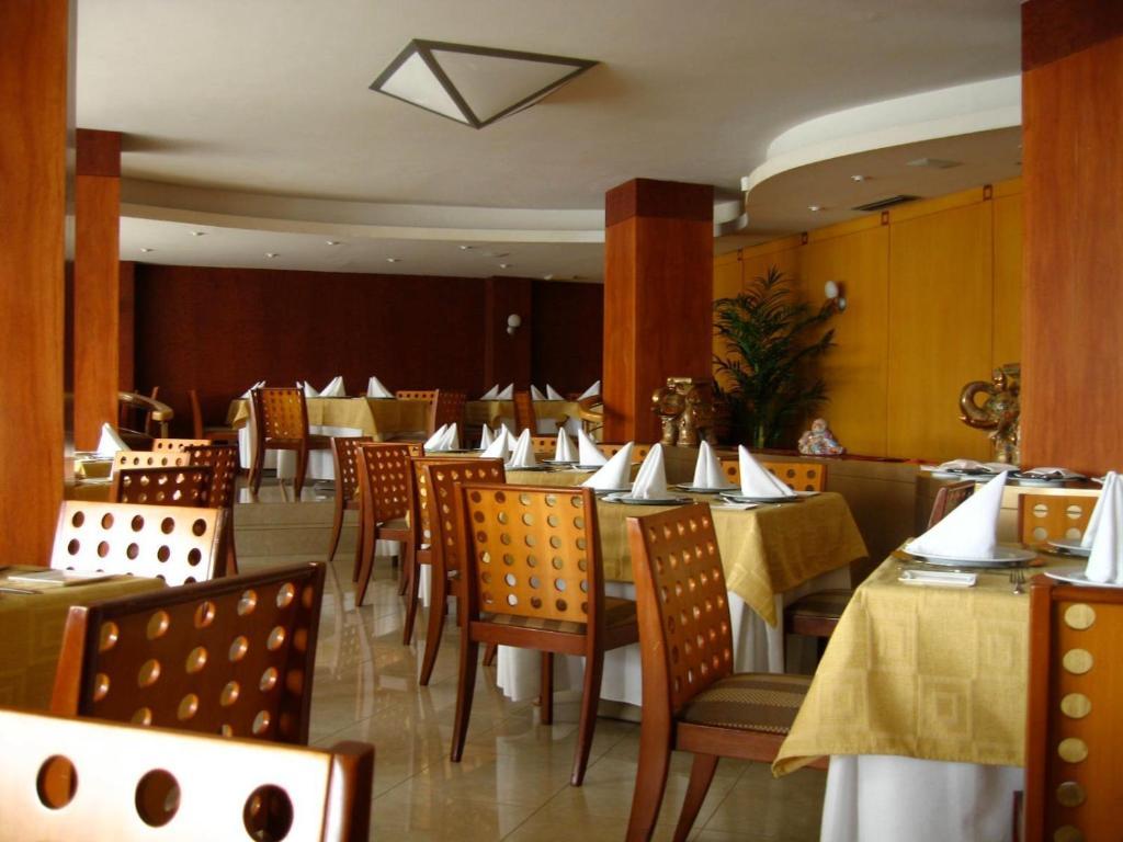 Hotel Lun Fun Манта Экстерьер фото
