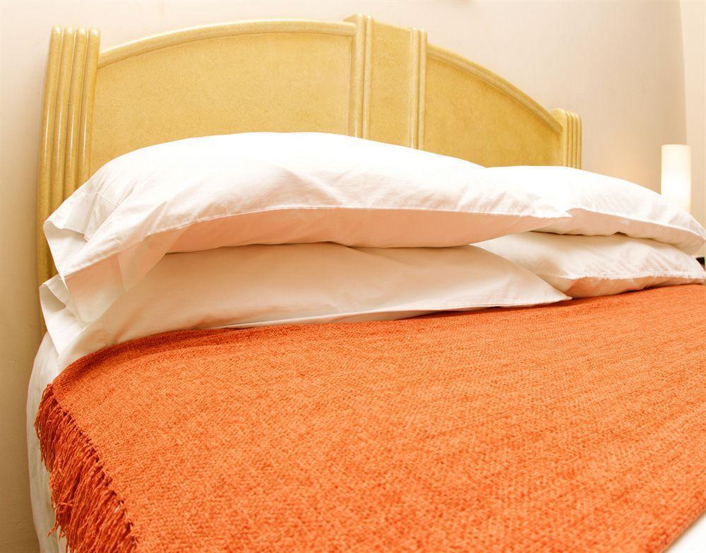 Hotel Lun Fun Манта Экстерьер фото